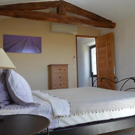 Landsted Hameau De Pichovet Vachères
